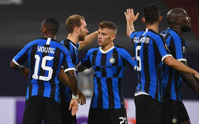 NBA战报：唐斯35分18板，尼克斯119-104轻取黄蜂（NBA快讯：唐斯轰35分18篮板，尼克斯119-104轻松击退黄蜂）