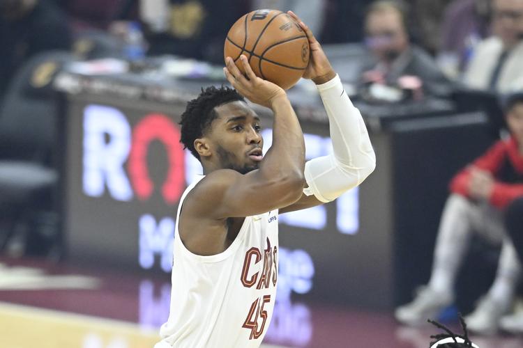 默森：斯凯利在防守时走神了，不过卡尔的进球确实精彩绝伦（默森：斯凯利防守走神，但卡尔这粒进球堪称惊艳）