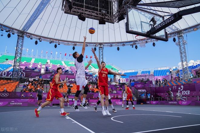 左大腿腘绳肌损伤，世体：拉波尔特可能因伤缺席两个月（世体：拉波尔特左大腿腘绳肌受伤，或缺阵两个月）