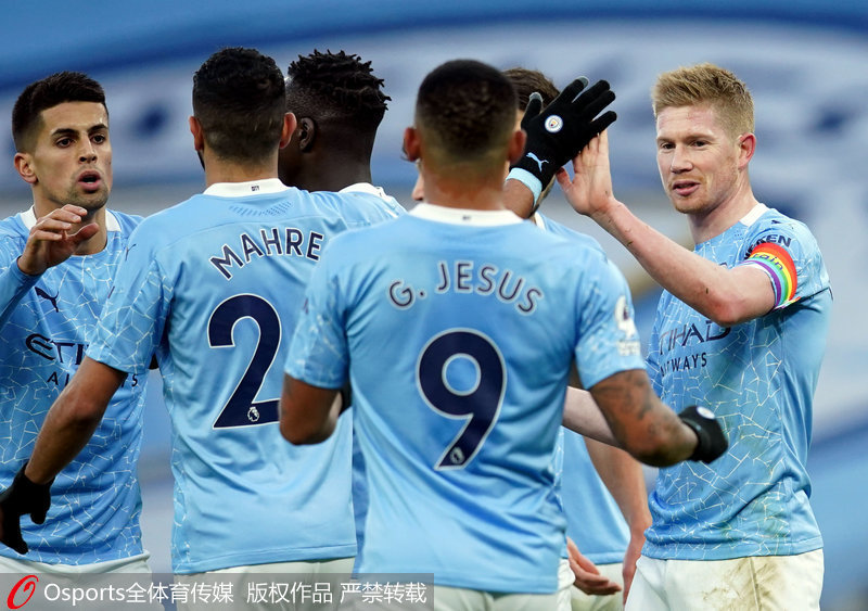 埃里克-加西亚续约至2031年：巴萨未来的多面手支柱（埃里克·加西亚与巴萨续约至2031，未来阵容的多面中坚）